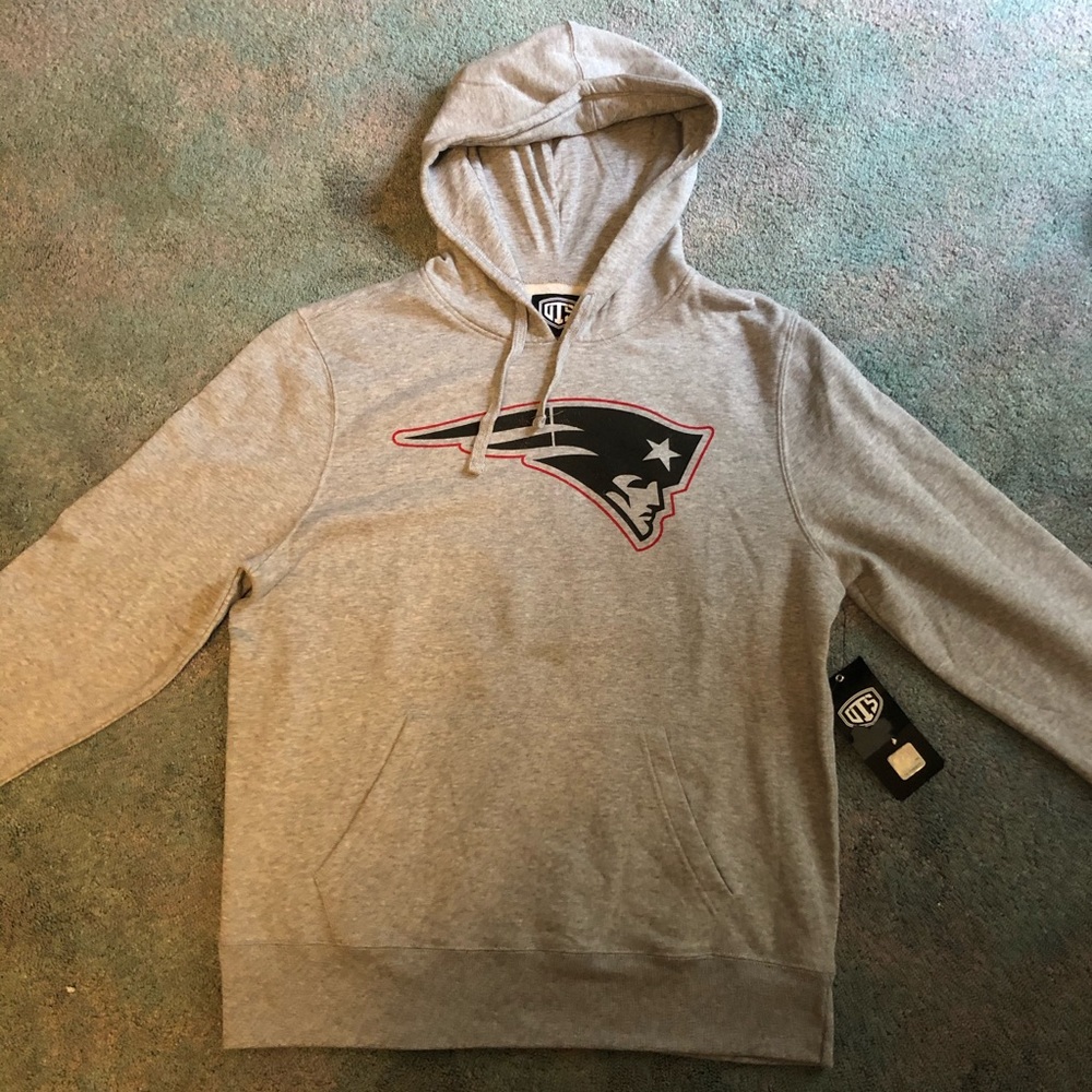 NEW WITH TAGS Gray NFL licensed Patriots Hoodie